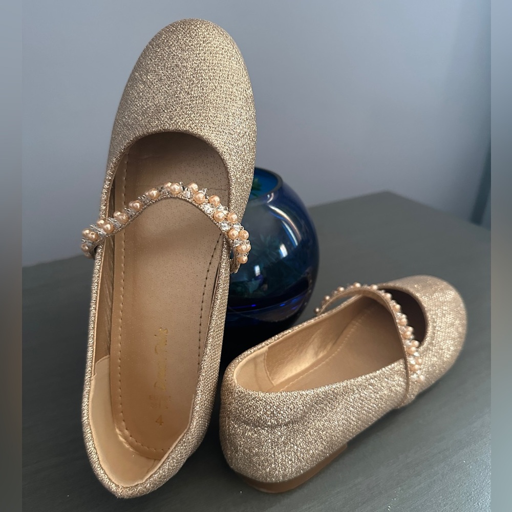 Gold Shimmer Flats - Girls size 4